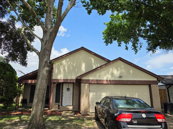 6503 Paso Del Sol Drive, Houston TX 77083