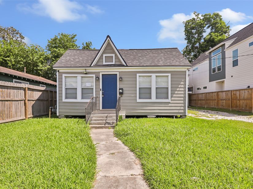 5411 Arapahoe Street, Houston TX 77020
