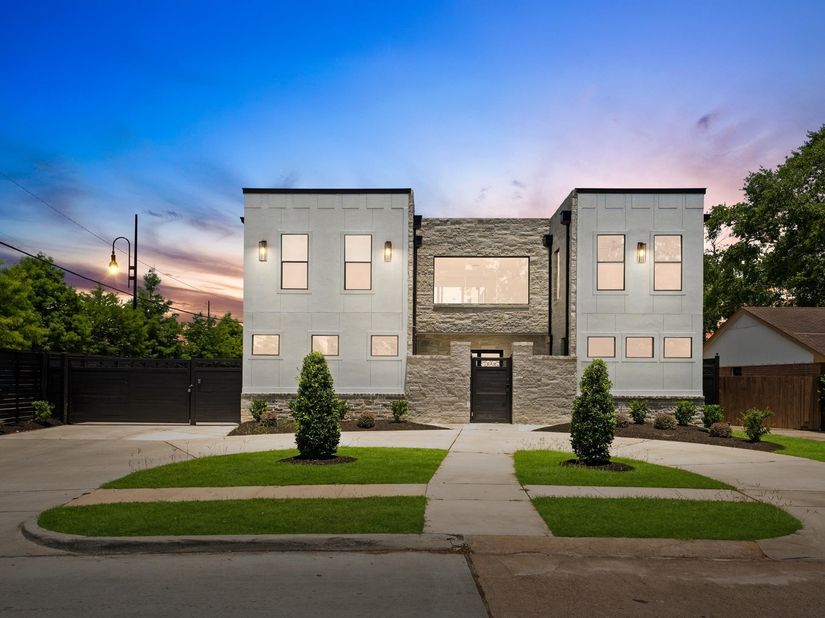 10070 Cedardale Drive, Houston TX 77055