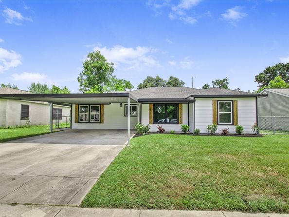 1015 Roper Street, Houston TX 77034