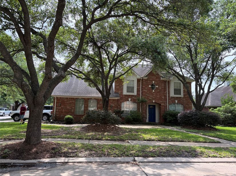 10430 Sanibel Falls Court, Houston TX 77095