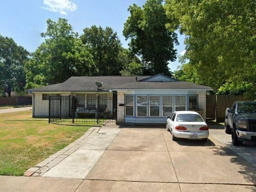 1303 Saddle Rock Drive, Houston TX 77088