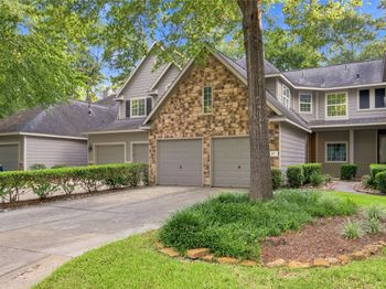 47 Alderon Woods Place