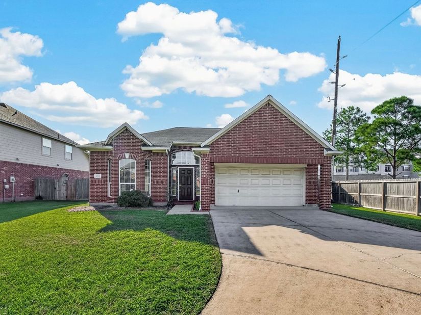 2902 Tara Gables Ct, Houston TX 77082