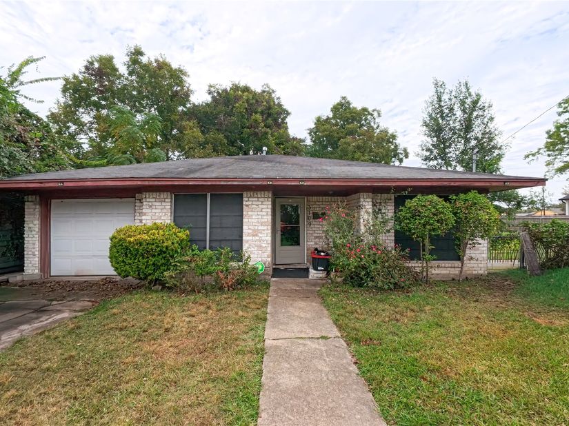 3109 Cactus Street, Houston TX 77026