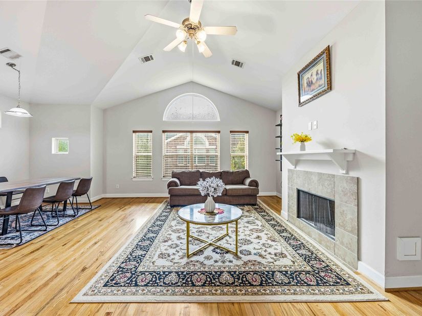 3635 Main Plaza Drive, Houston TX 77025