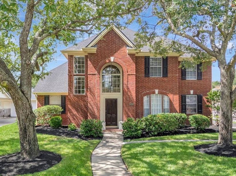 1350 Remington Crest Drive, Houston TX 77094