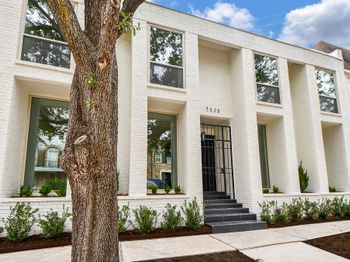 7528 Chevy Chase Drive