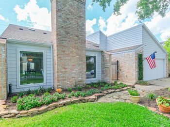 13919 Swiss Hill Drive