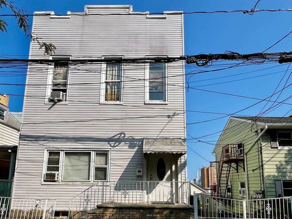 6310 Polk St, West New York NJ 07093