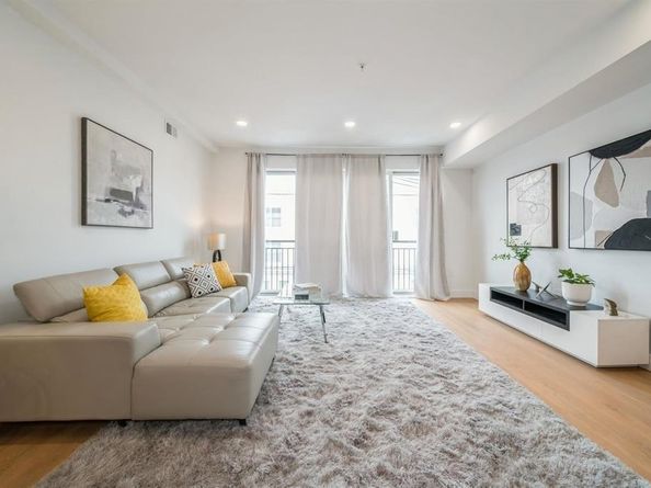 160 Brunswick St 302, Jersey City NJ 07302