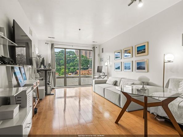 24 Avenue At Port Imperial 328, West New York NJ 07093