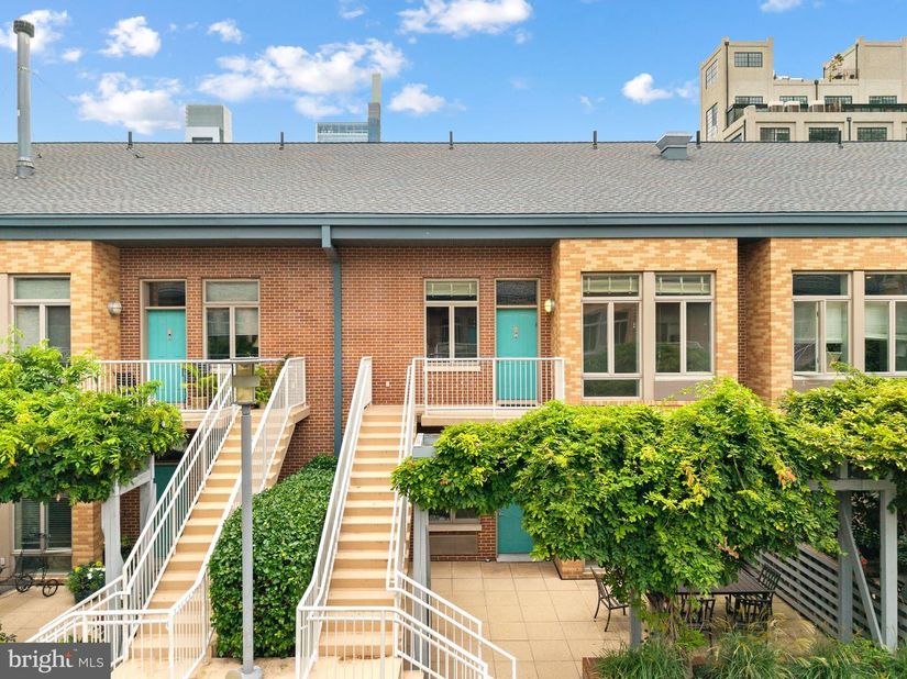 1900 Hamilton Street D12, Philadelphia PA 19130