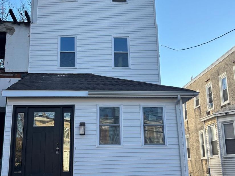 402 Colwyn Avenue, Darby PA 19023