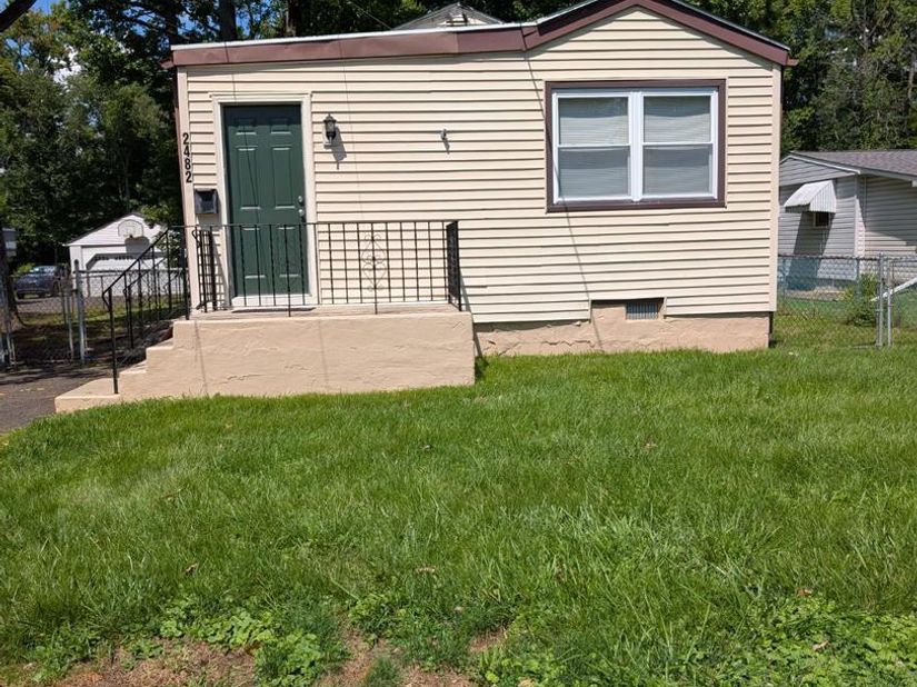 2482 Ogden Avenue, Bensalem PA 19020