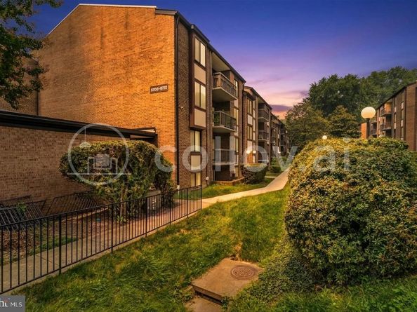 9710 Kingsbridge Drive 104, Fairfax VA 22031