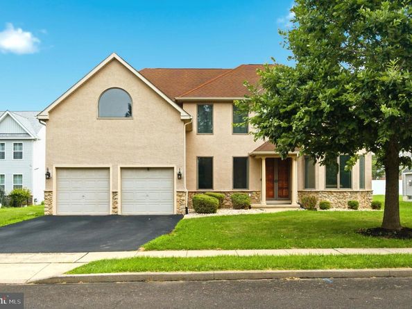 12 Par Avenue, Bensalem PA 19020