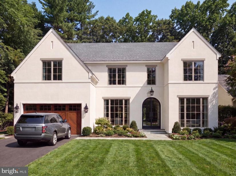4819 Morgan Drive, Chevy Chase MD 20815