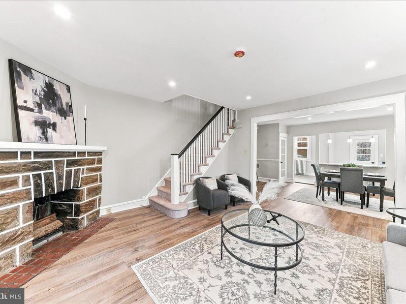 4040 Ellendale Road, Drexel Hill PA 19026