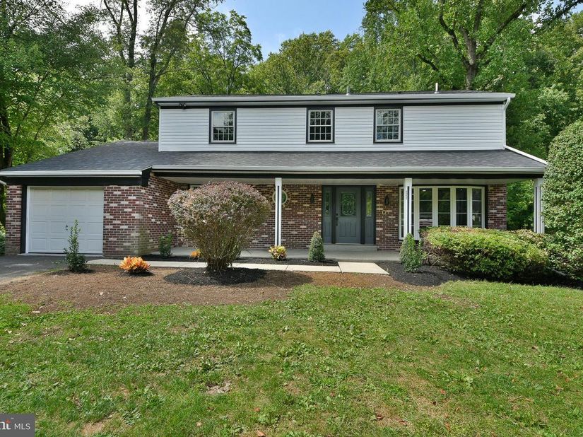 3225 Burn Brae Drive, Dresher PA 19025
