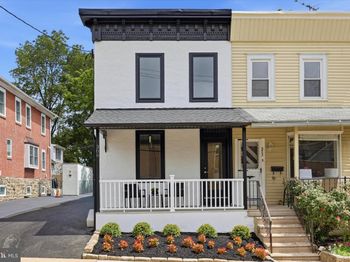 309 Locust Avenue