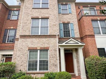 399 Spring Street
