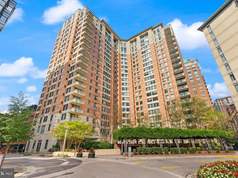 851 N Glebe Road 1309, Arlington VA 22203