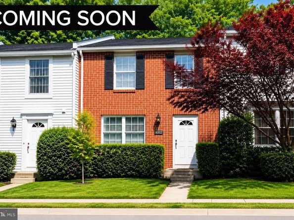 2123 Preston Square Court, Falls Church VA 22043