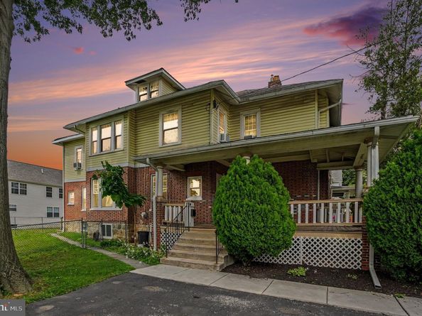 210 E Winona Avenue, Norwood PA 19074