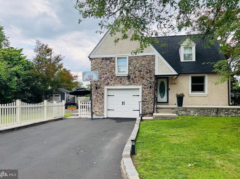 2344 Kenderton Avenue, Abington PA 19001