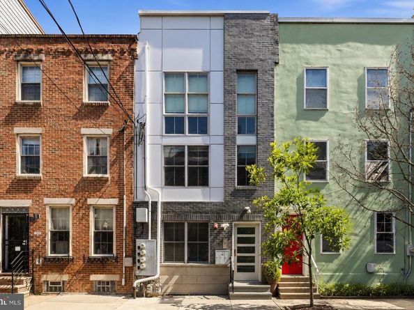 1821 Carpenter Street A, Philadelphia PA 19146