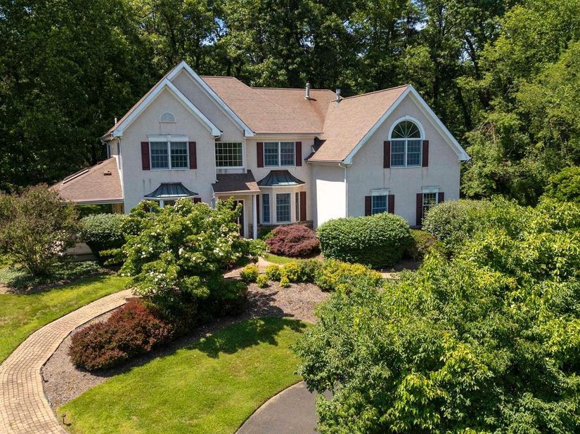 2160 Huntingdon Road, Huntingdon Valley PA 19006