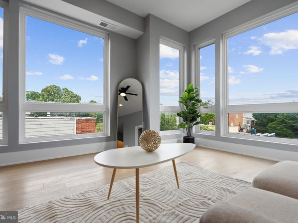 1112 Montello Avenue NE 401, Washington DC 20002