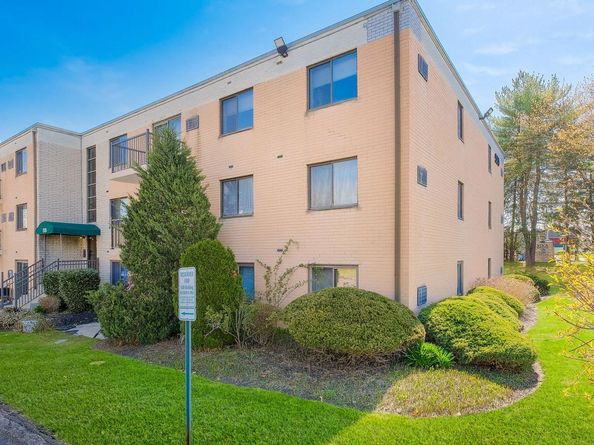 1575 W Street Road 537, Warminster PA 18974