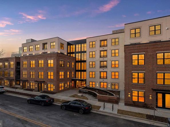 811 N Columbus Street 307, Alexandria VA 22314