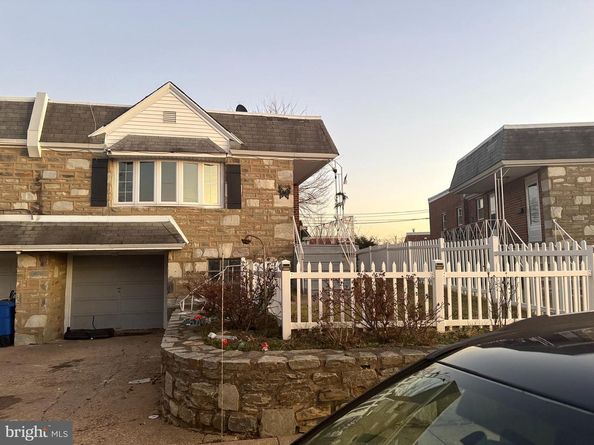 7817 Lorna Drive, Philadelphia PA 19111