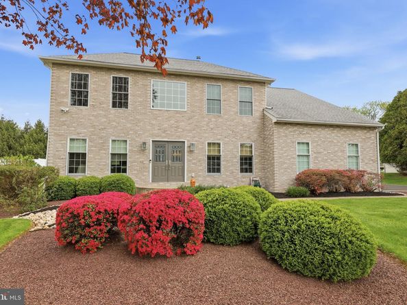 100 Windy Knoll Drive, Richboro PA 18954