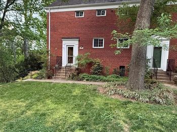 1517 Mount Eagle Place