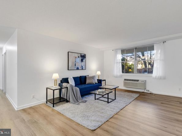 2030 N Adams Street 303, Arlington VA 22201