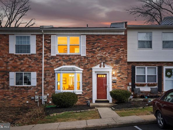 367 Dartmouth Court, Bensalem PA 19020