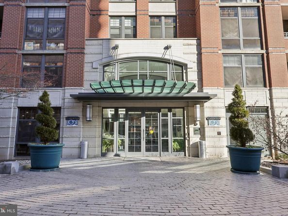 1021 N Garfield Street 819, Arlington VA 22201