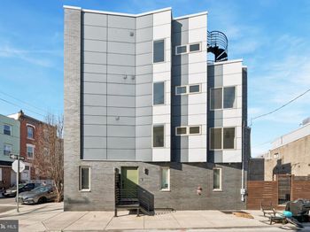 2521 E Dauphin Street