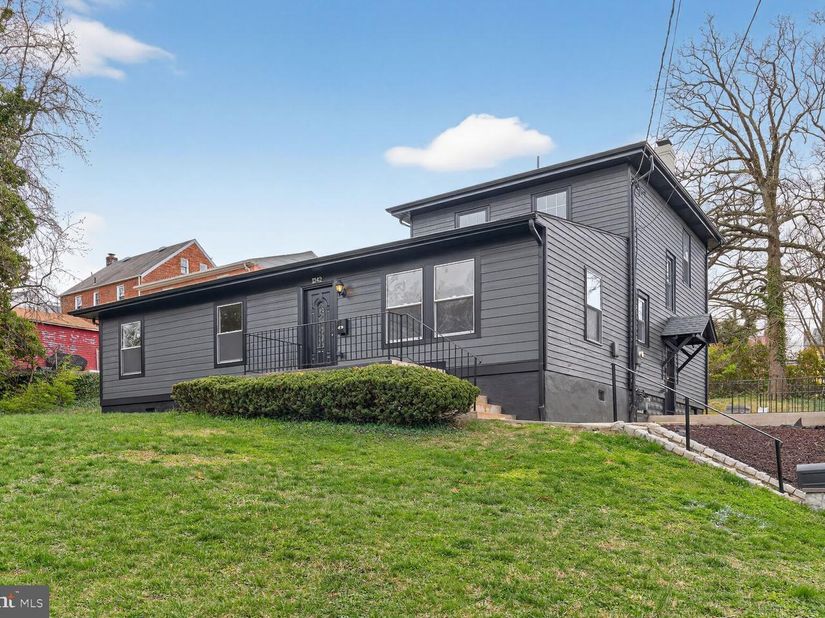 1242 Anacostia Road SE, Washington DC 20019