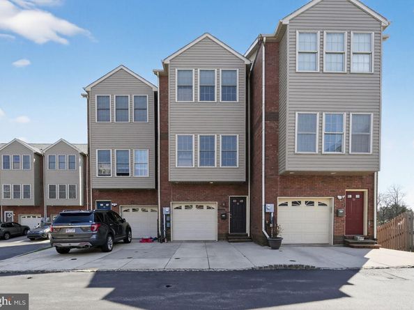 635 Dupont Street N, Philadelphia PA 19128