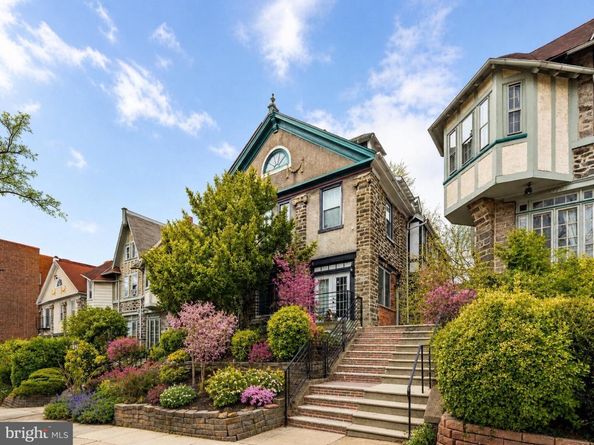 4320 Spruce Street, Philadelphia PA 19104