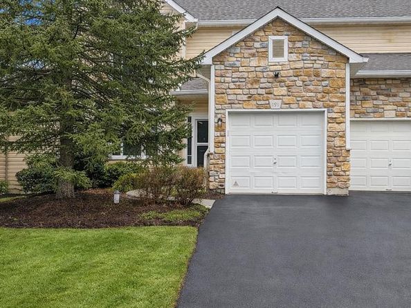 191 Canterbury Lane, Blue Bell PA 19422