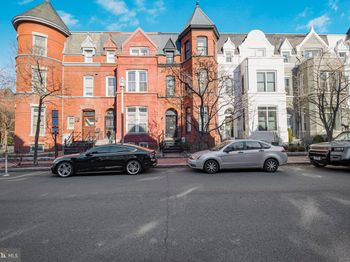 941 Westminster Street NW