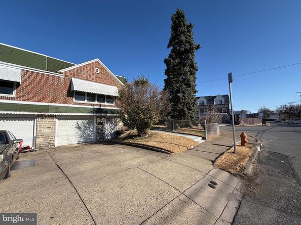 747 Greymont Street, Philadelphia PA 19116