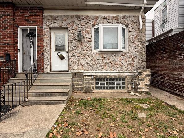6211 Larchwood Avenue, Philadelphia PA 19143