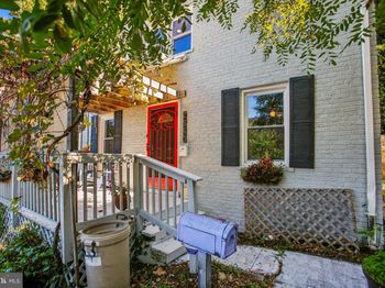 2340 Green Street SE